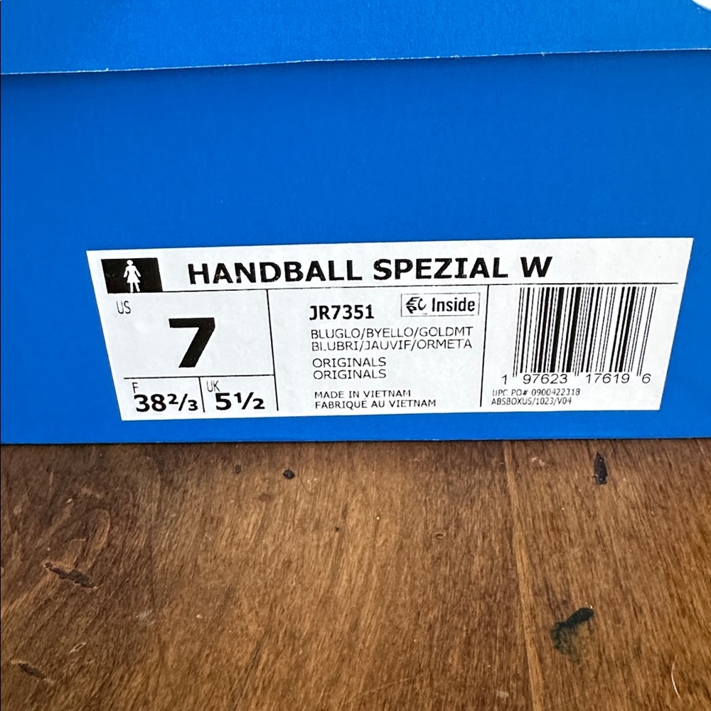 NWT Adidas Handball Spezial Woman’s Blue and Yellow Sneakers - Picture 6 of 6